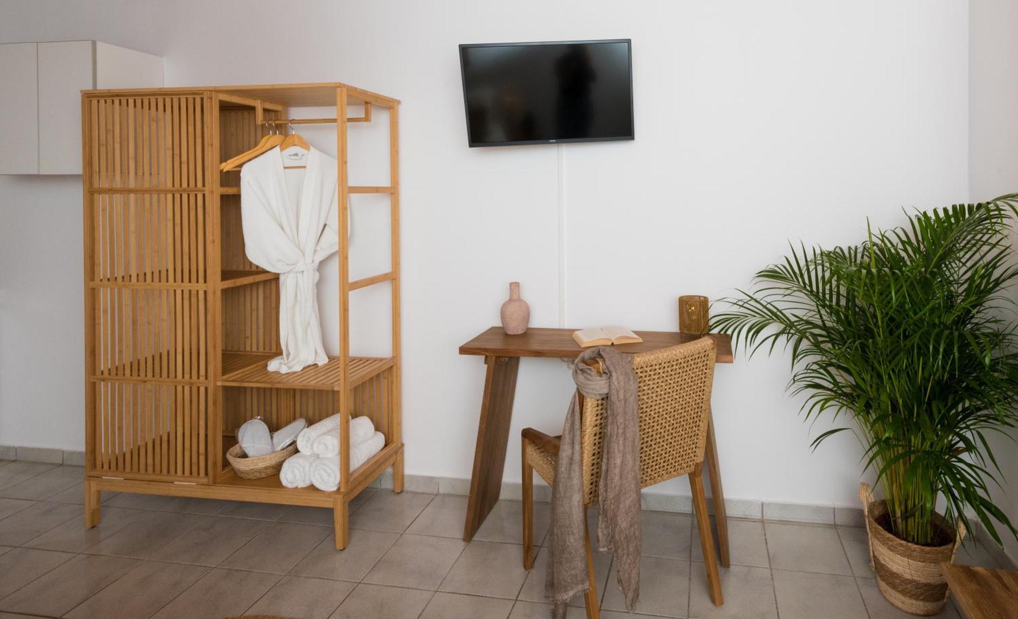 Kanelis Studios & Suites Mytakas Eksteriør bilde